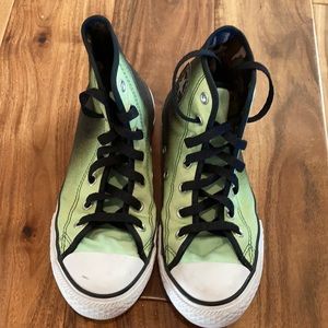 Custom Converse Green with camo